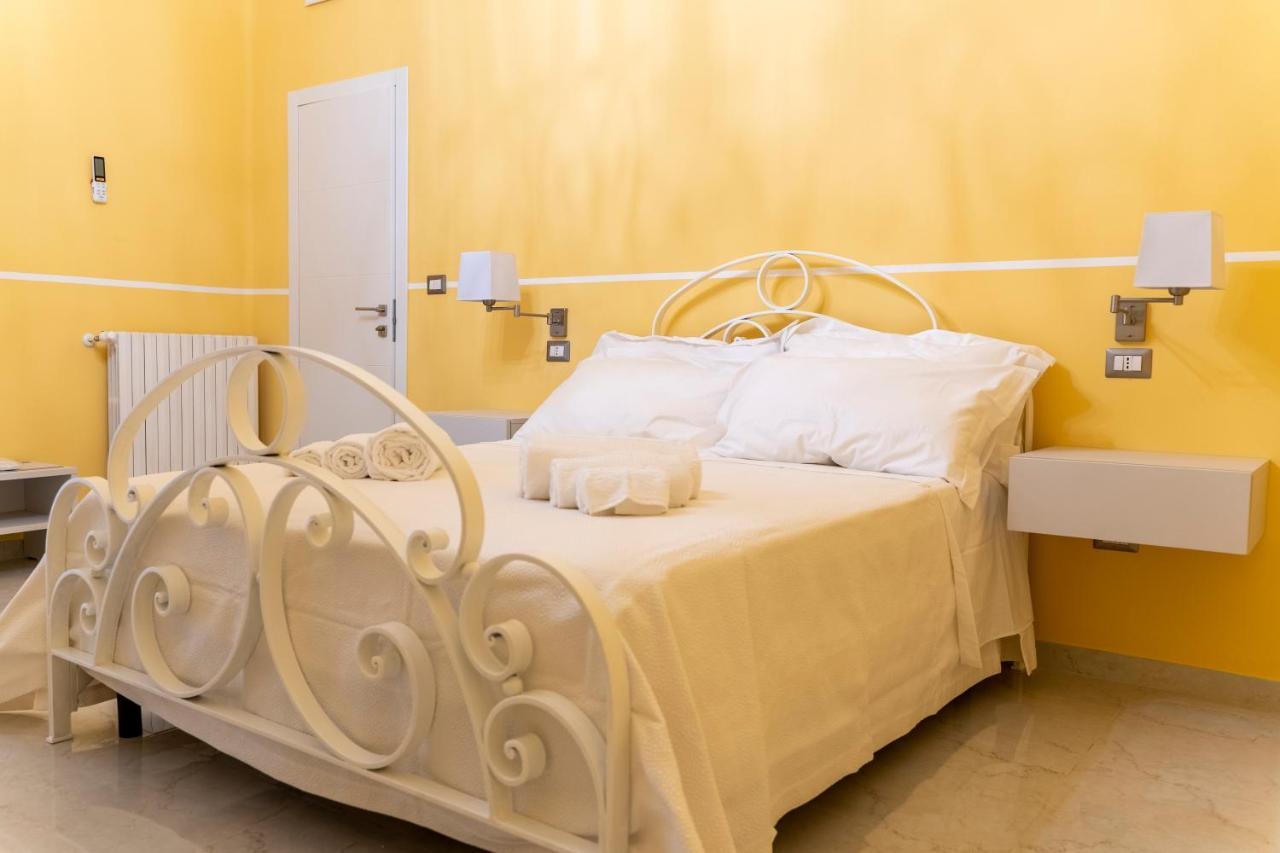 A Casa Dei Miei Hotel San Pietro Vernotico Exterior photo