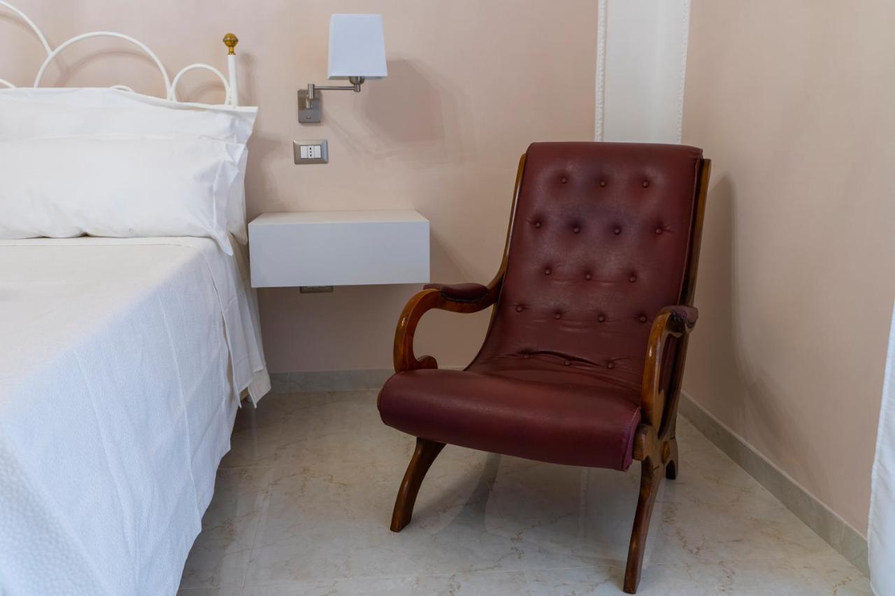 A Casa Dei Miei Hotel San Pietro Vernotico Exterior photo