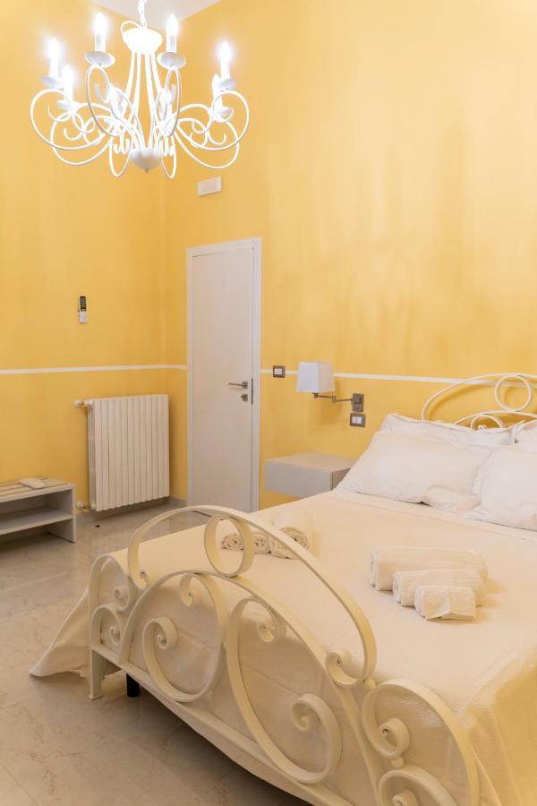A Casa Dei Miei Hotel San Pietro Vernotico Exterior photo